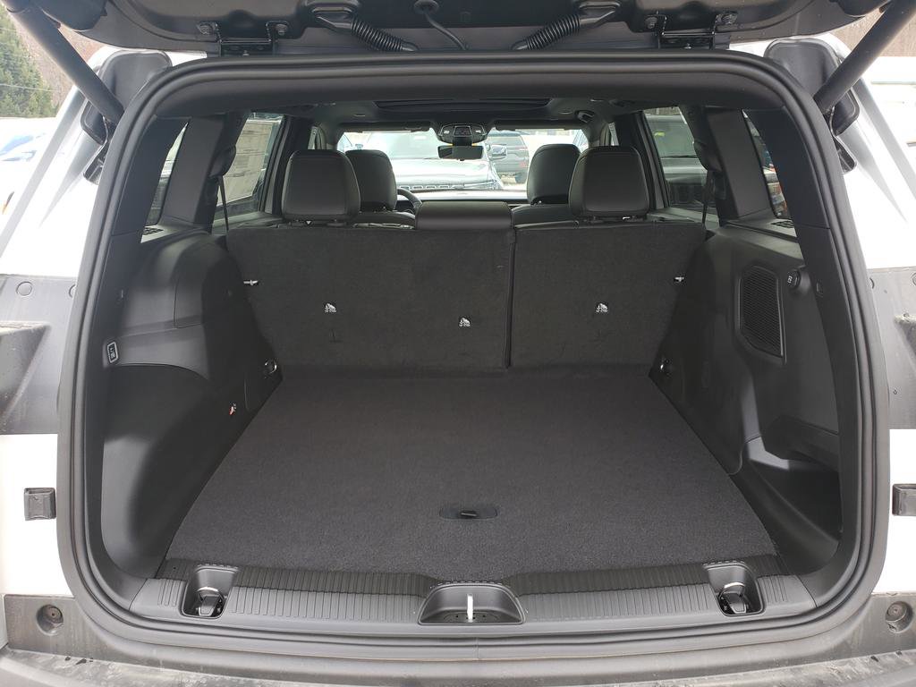 New 2026 Jeep Cherokee Overland w/ Advanced Pro Tech Group image 5