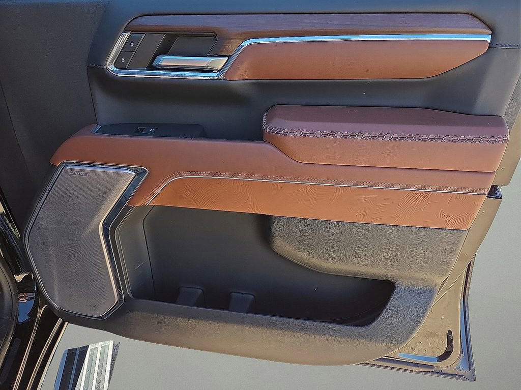 Used 2024 GMC Sierra 3500 Denali Ultimate image 16