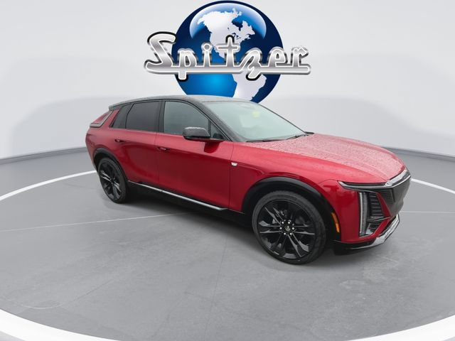 New 2027 Cadillac Lyriq Sport w/ LPO, ONYX Package AWD/4WD image 2