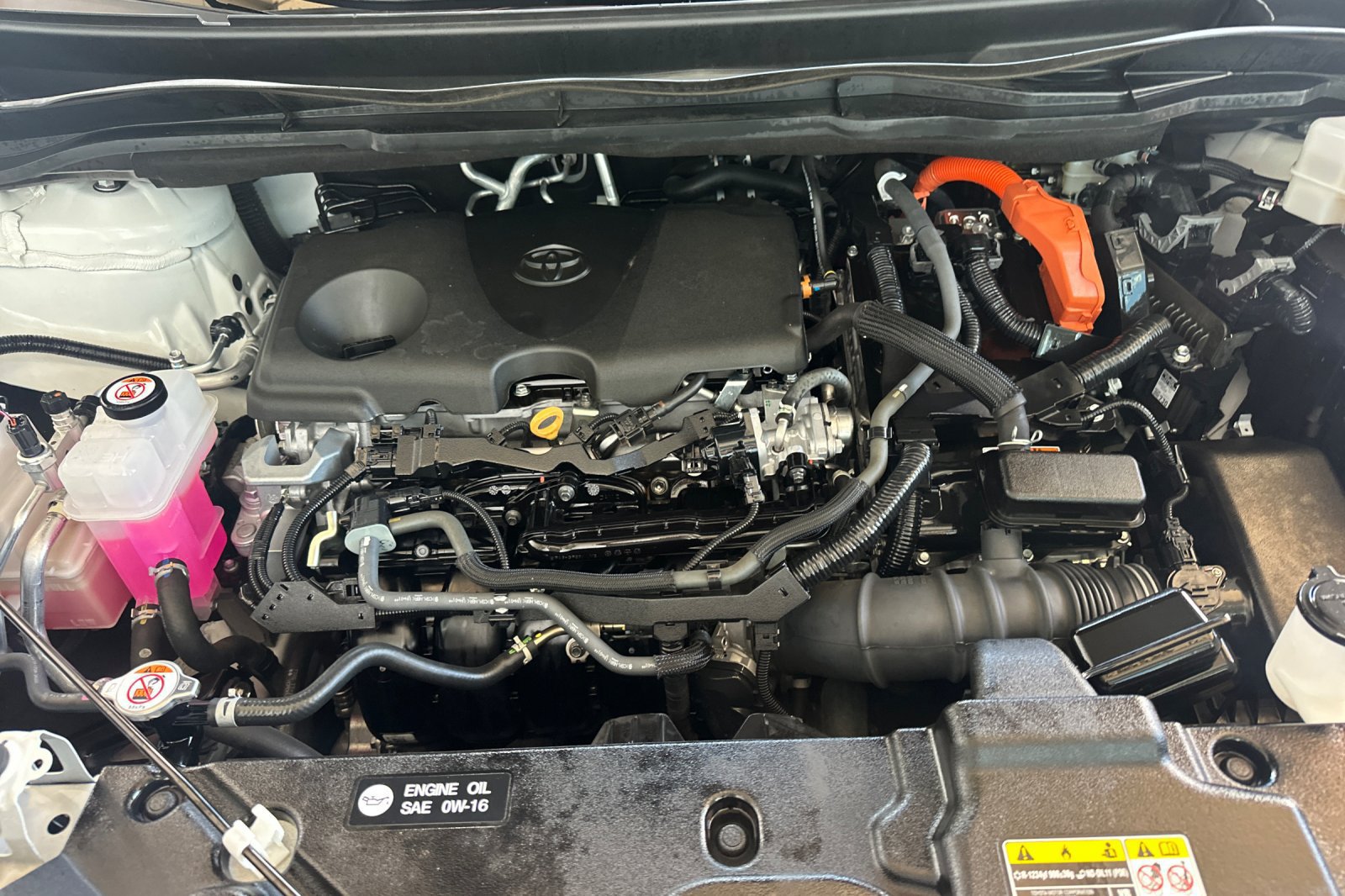 Certified 2024 Toyota Sienna LE AWD/4WD image 36