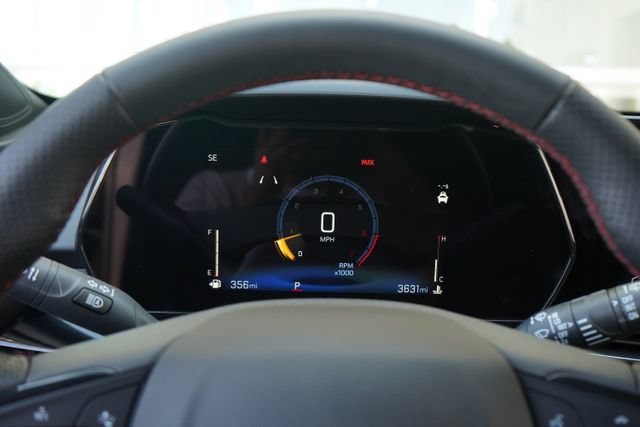 Used 2026 Chevrolet Trax RS w/ Sunroof Package FWD image 20