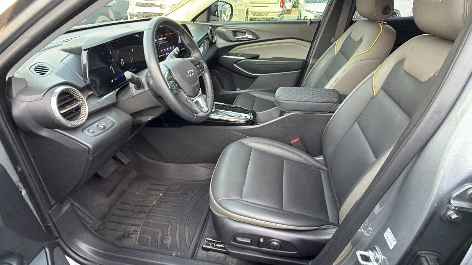 Used 2025 Chevrolet Trax ACTIV w/ Driver Confidence Package FWD image 16