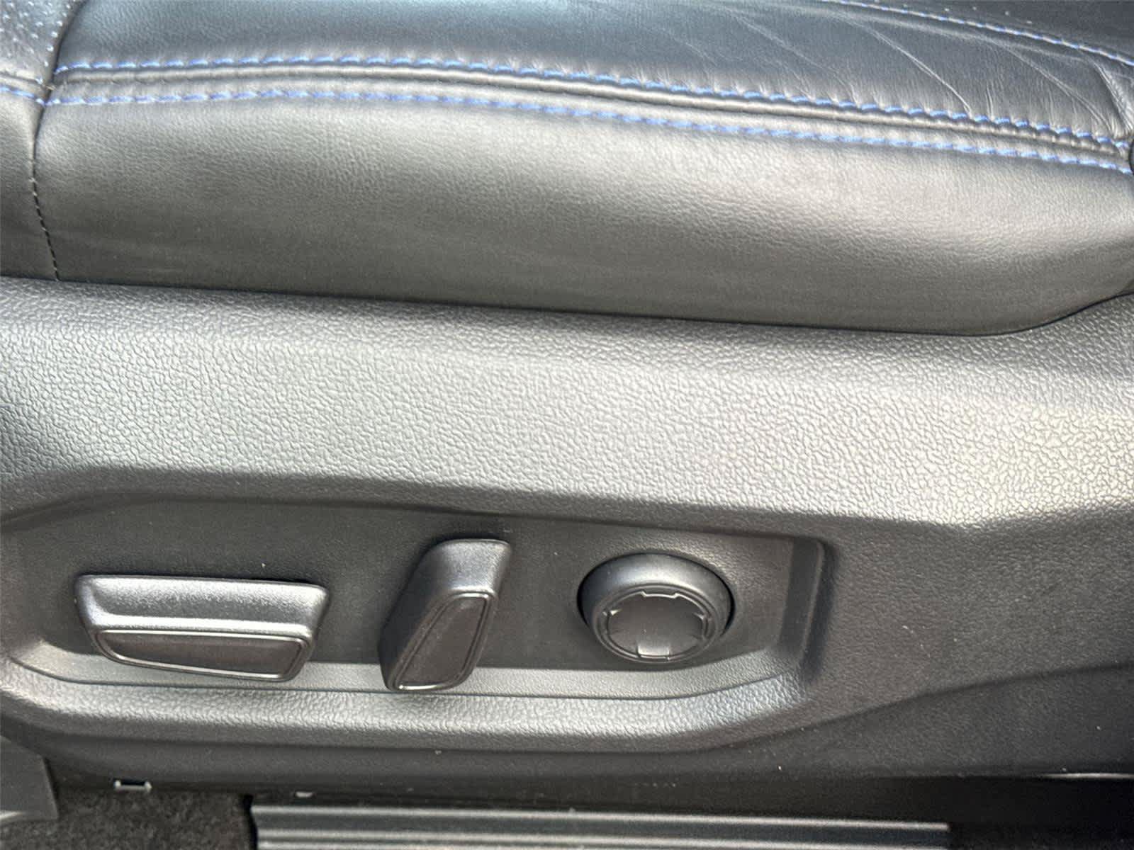 Used 2024 Toyota Sequoia Platinum AWD/4WD image 12