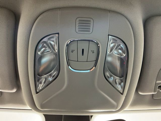 Used 2022 Jeep Compass Limited AWD/4WD image 20