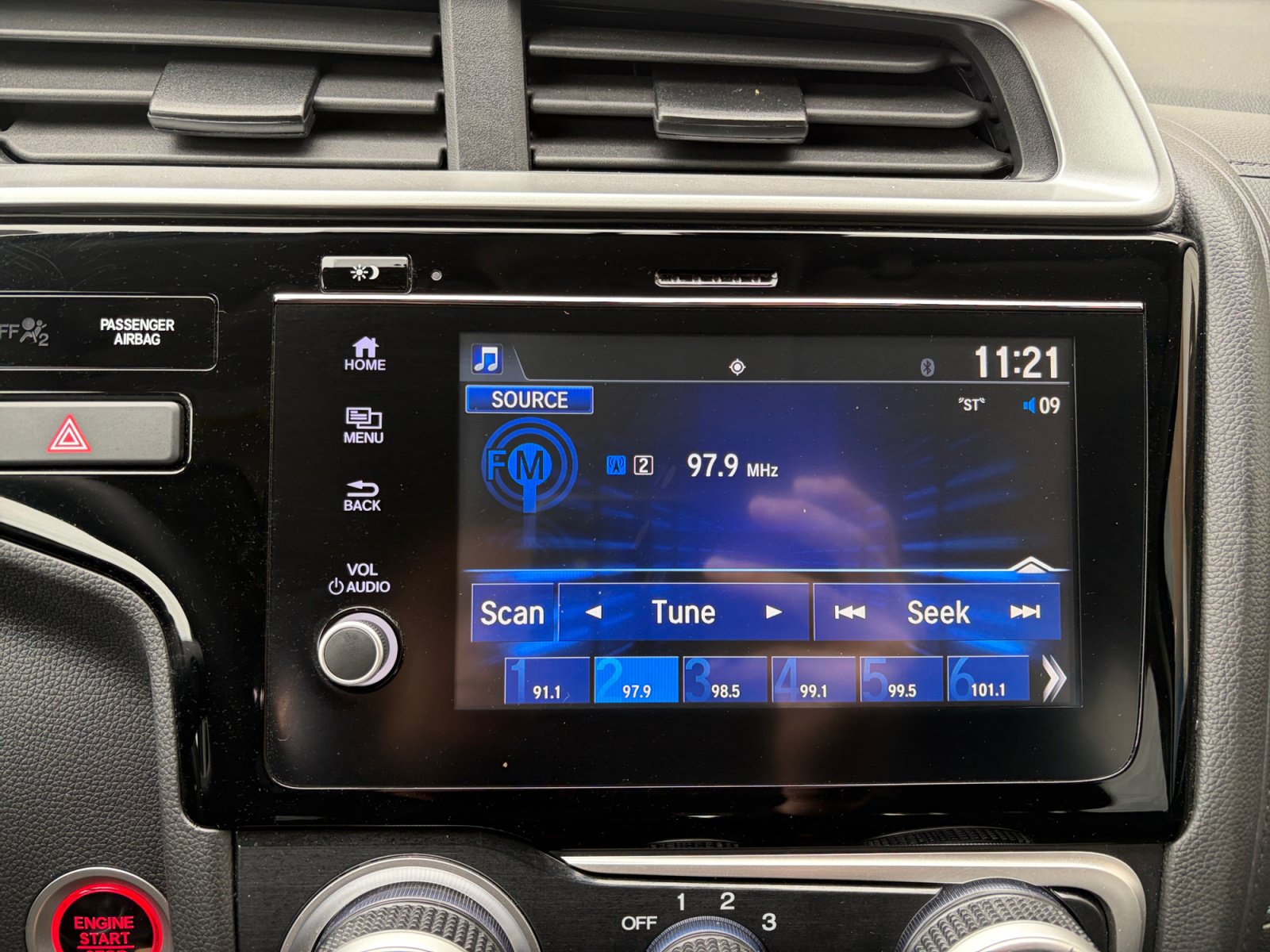 Used 2020 Honda Fit EX image 21