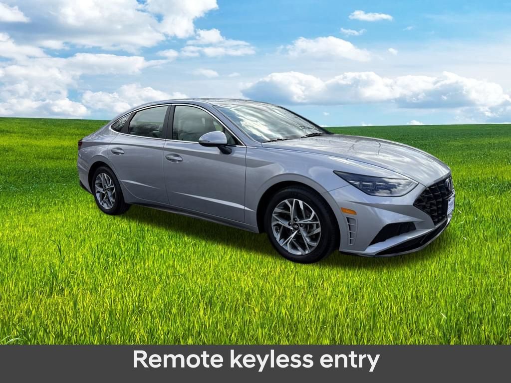 Used 2023 Hyundai Sonata SEL w/ Cargo Package image 3