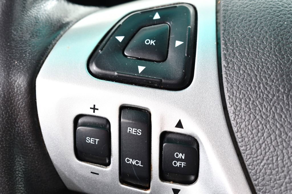 Used 2014 Ford Explorer Limited image 32