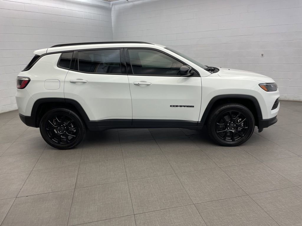 New 2026 Jeep Compass Latitude w/ Quick Order Package 29K image 2