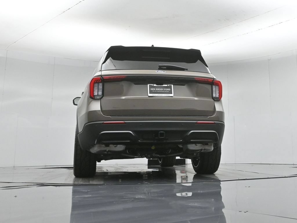 New 2026 Ford Explorer ST-Line w/ ST-Line Street Pack RWD image 49