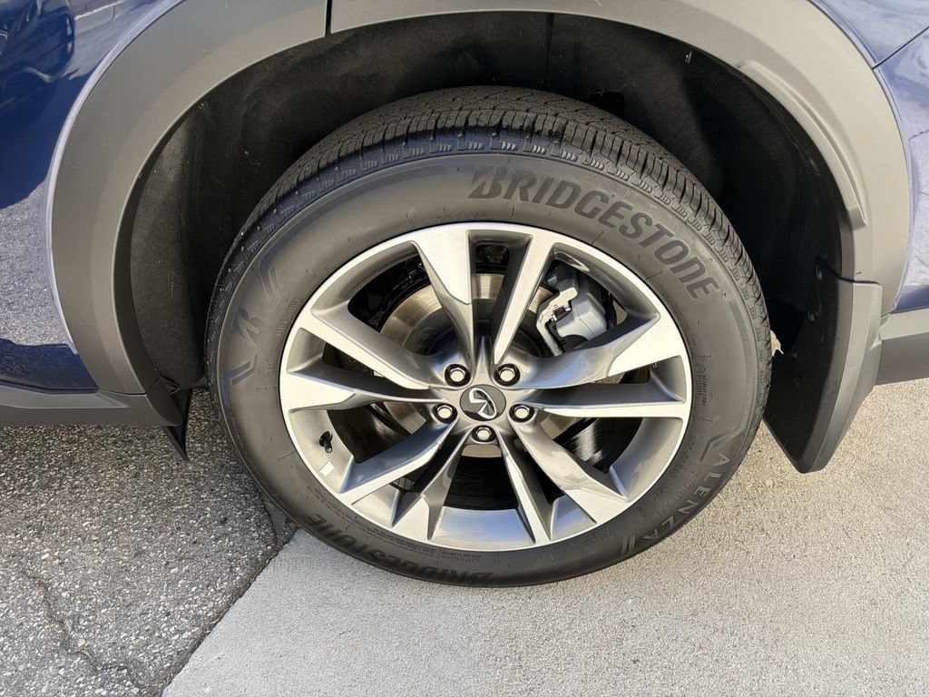 Certified 2026 INFINITI QX60 Pure w/ Cargo Package FWD image 7