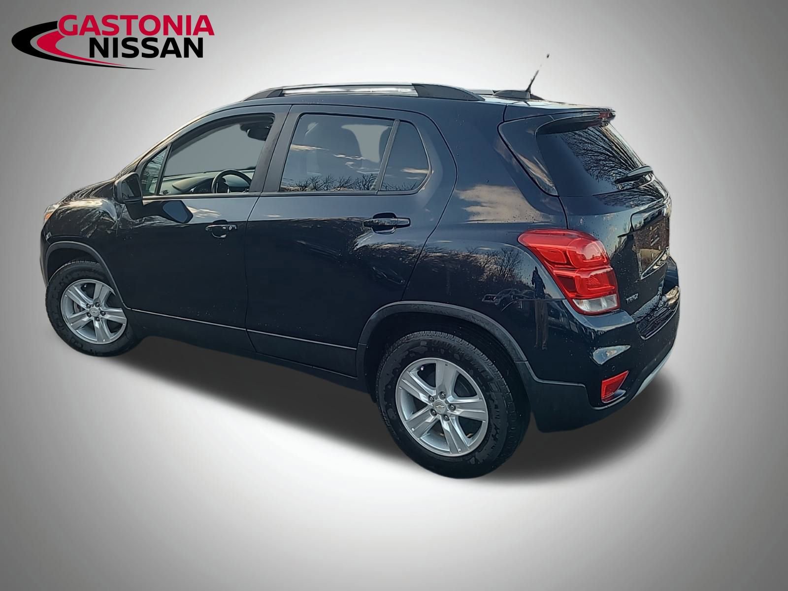 Used 2021 Chevrolet Trax LT w/ Driver Confidence Package image 9