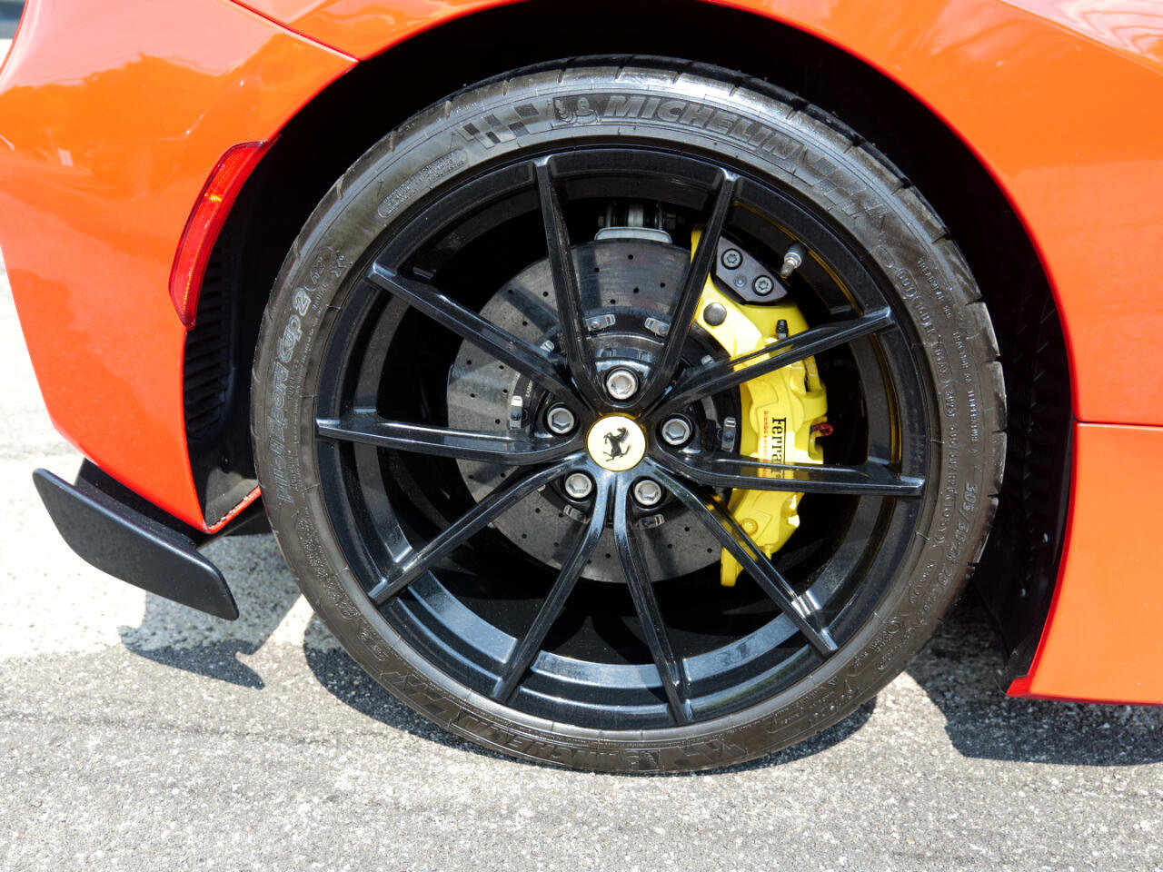 Used 2020 Ferrari 488 Pista Coupe image 92