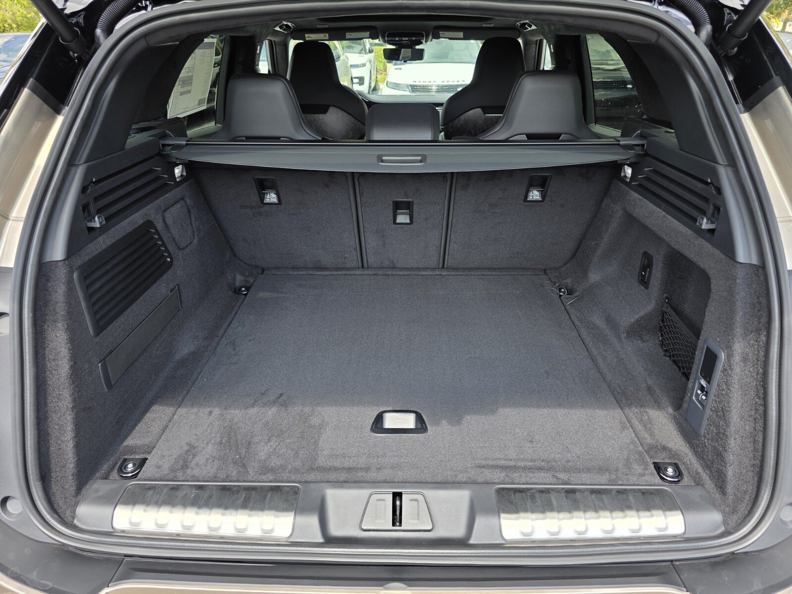 New 2026 Land Rover Range Rover Sport SV AWD/4WD image 16