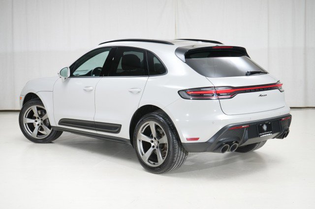 Used 2023 Porsche Macan image 27
