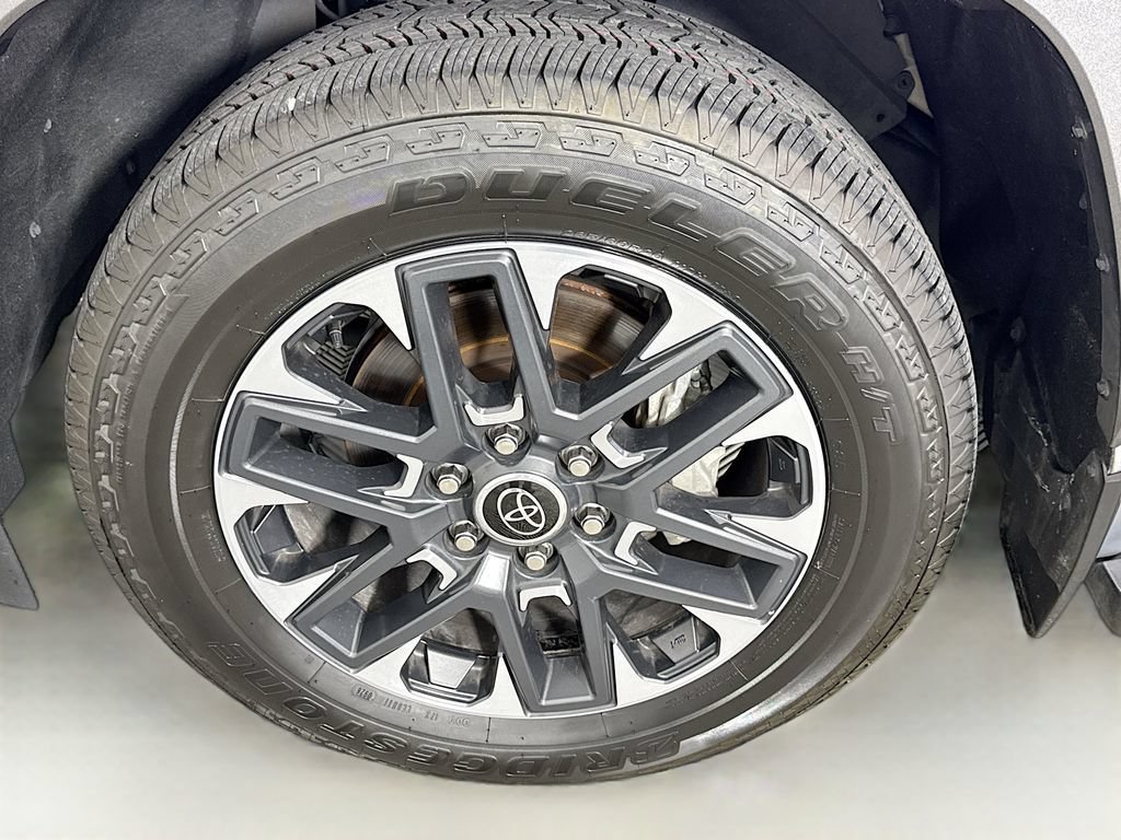 Used 2024 Toyota Sequoia Limited RWD image 32