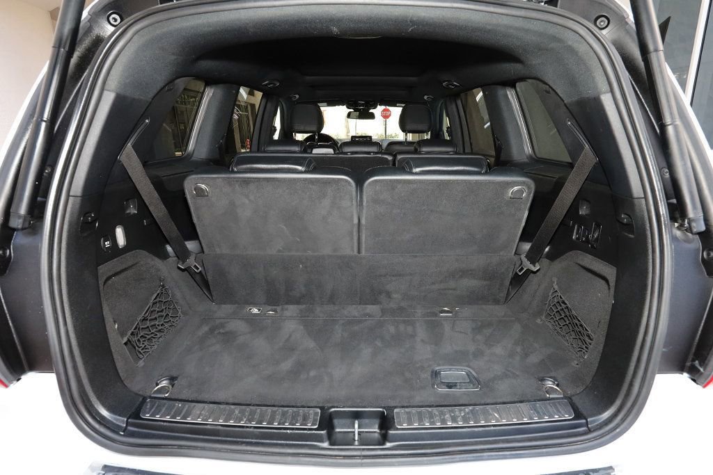 Used 2017 Mercedes-Benz GLS 450 4MATIC image 36