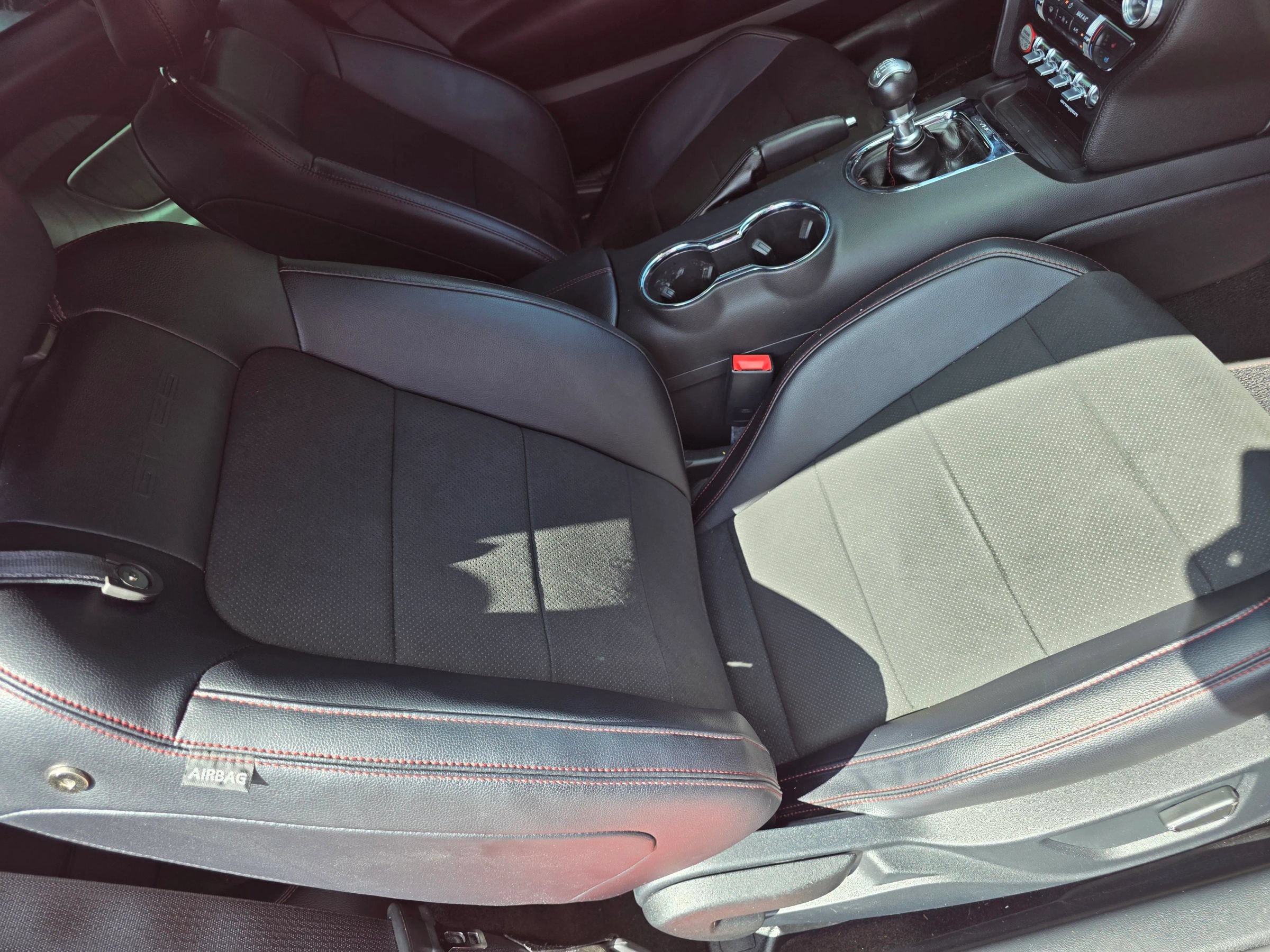 Used 2016 Ford Mustang GT Premium RWD image 9