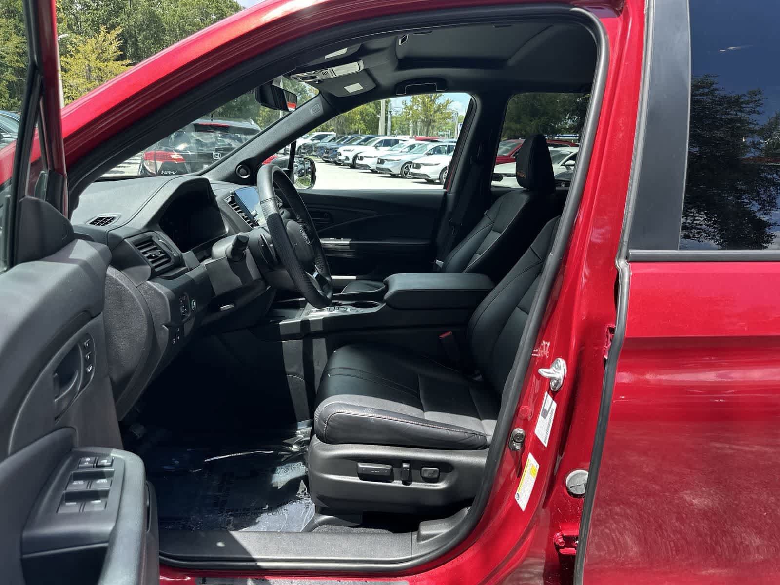 Used 2024 Honda Ridgeline TrailSport image 2