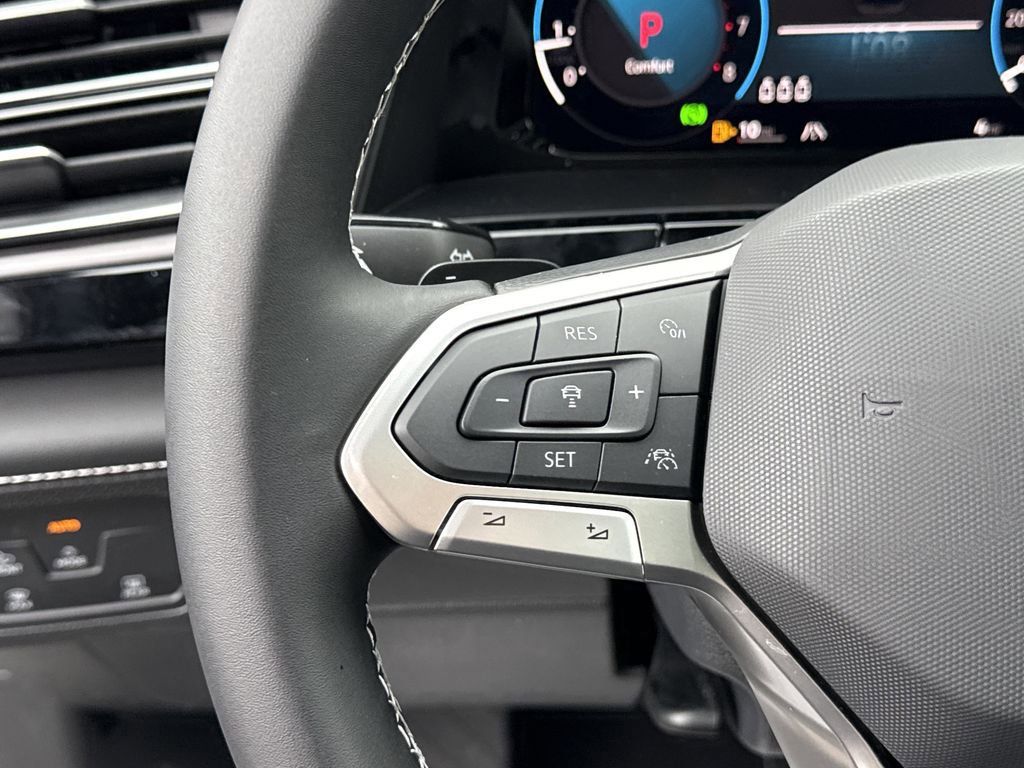 New 2026 Volkswagen Atlas Cross Sport SE FWD image 27