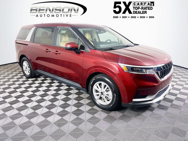 Used 2023 Kia Carnival LX image 1