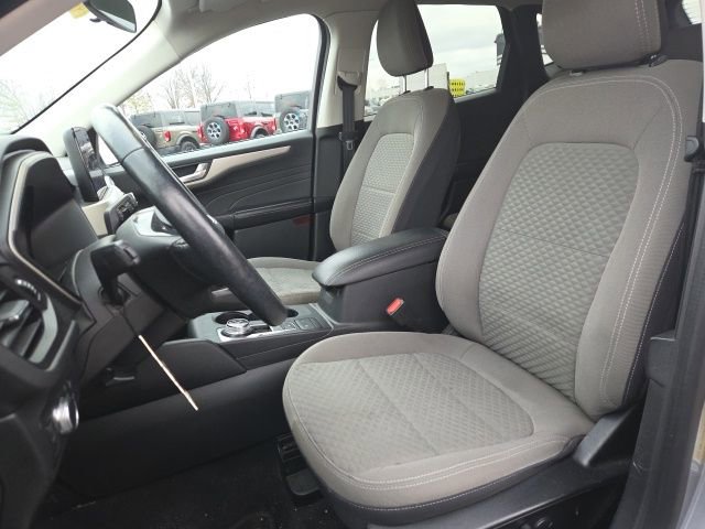 Used 2021 Ford Escape SE w/ Convenience Package image 29