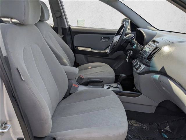 Used 2010 Hyundai Elantra GLS FWD image 18