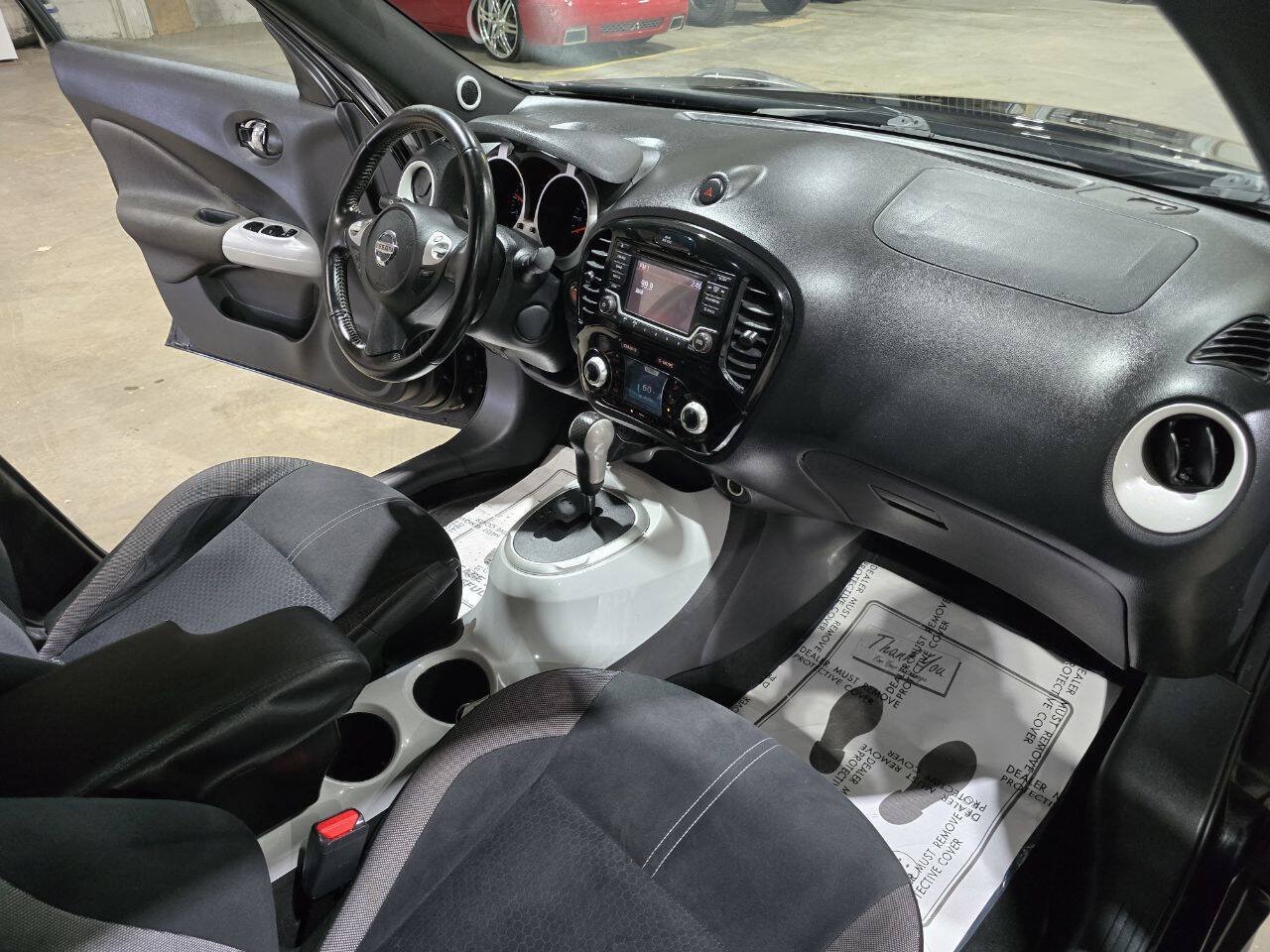 Used 2017 Nissan Juke SV AWD/4WD image 34
