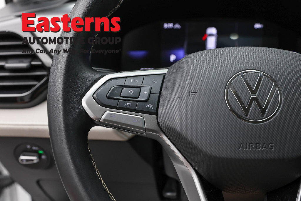 Used 2025 Volkswagen Taos S AWD/4WD image 16