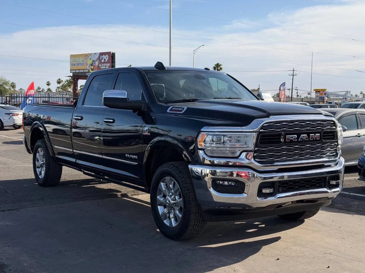 Used 2022 RAM 3500 Limited w/ Towing Technology Group AWD/4WD image 14