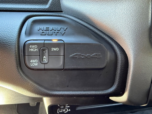 Used 2024 RAM 3500 Big Horn AWD/4WD image 21