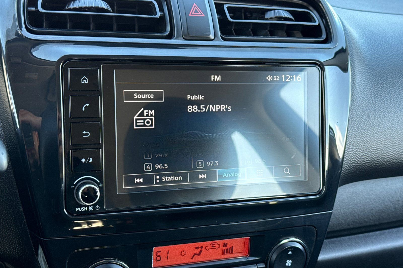 Used 2022 Mitsubishi Mirage ES image 17