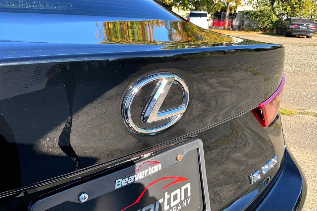 Used 2014 Lexus IS 250 w/ Premium Package RWD image 11