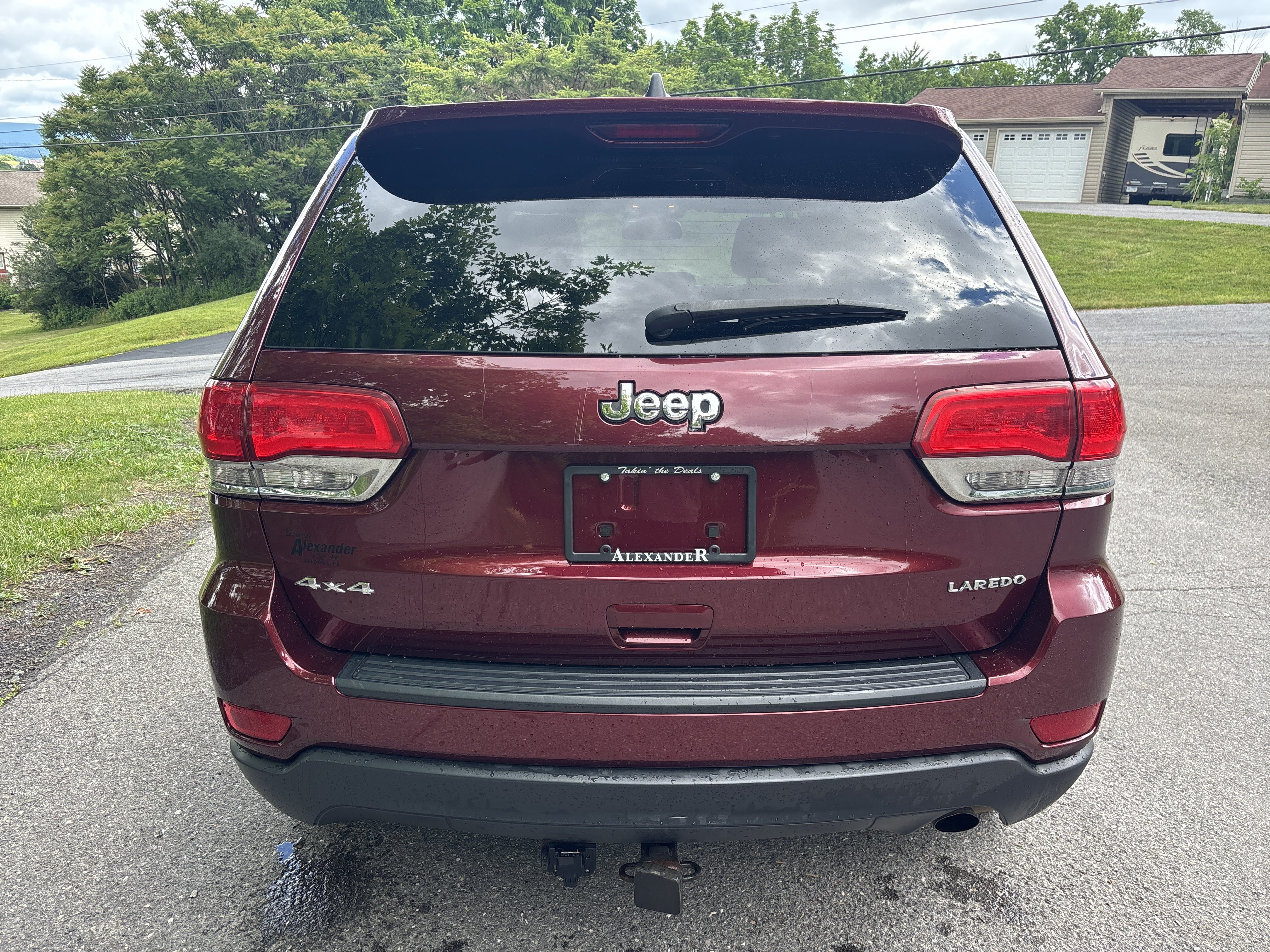 Used 2016 Jeep Grand Cherokee Laredo w/ Quick Order Package 23E AWD/4WD image 4