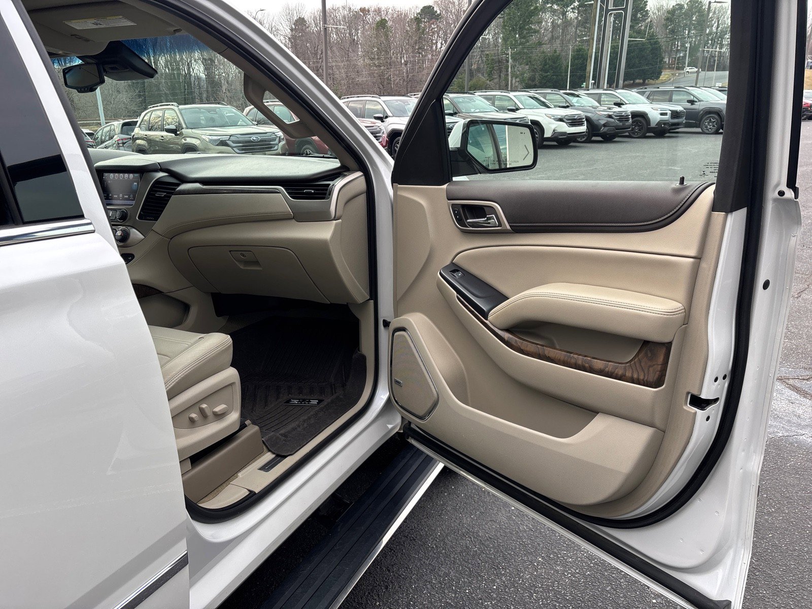 Used 2018 GMC Yukon Denali w/ Denali Ultimate Package image 47