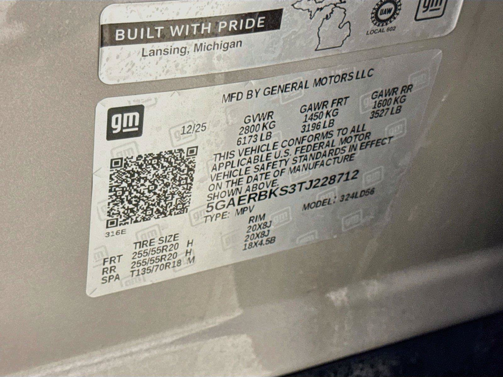 Certified 2026 Buick Enclave Sport Touring FWD image 32