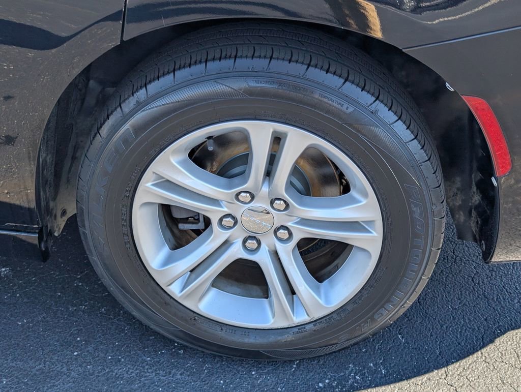 Used 2017 Dodge Charger SE w/ Travel & Safety Group image 23