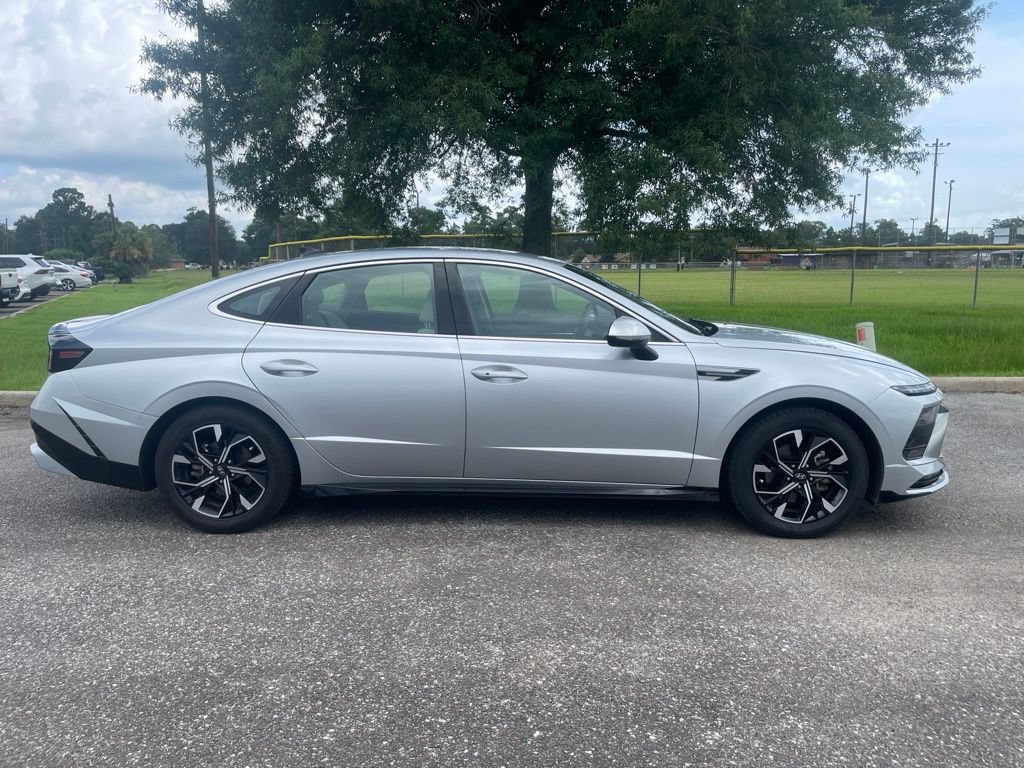 Used 2024 Hyundai Sonata SEL FWD image 9