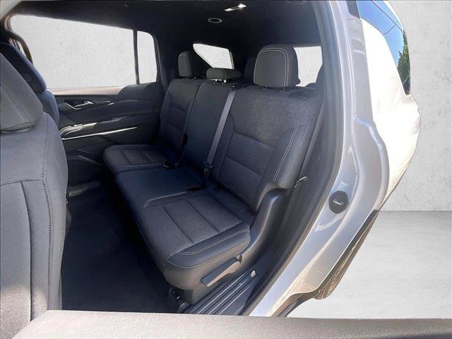 Used 2024 Chevrolet Traverse LS FWD image 27