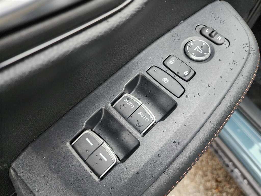 Used 2024 Honda HR-V Sport image 27