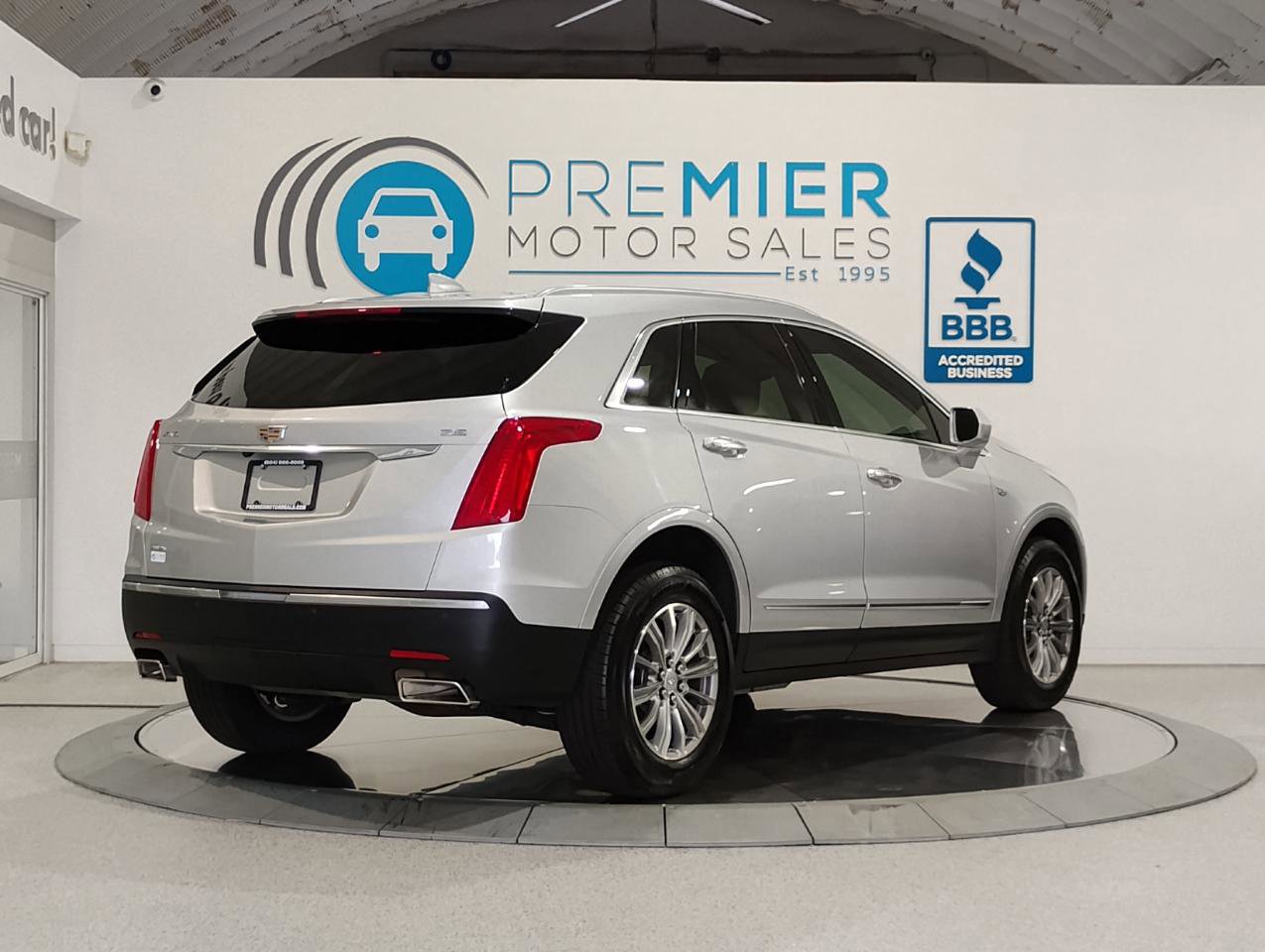 Used 2018 Cadillac XT5 Luxury w/ Driver Awareness Package image 61