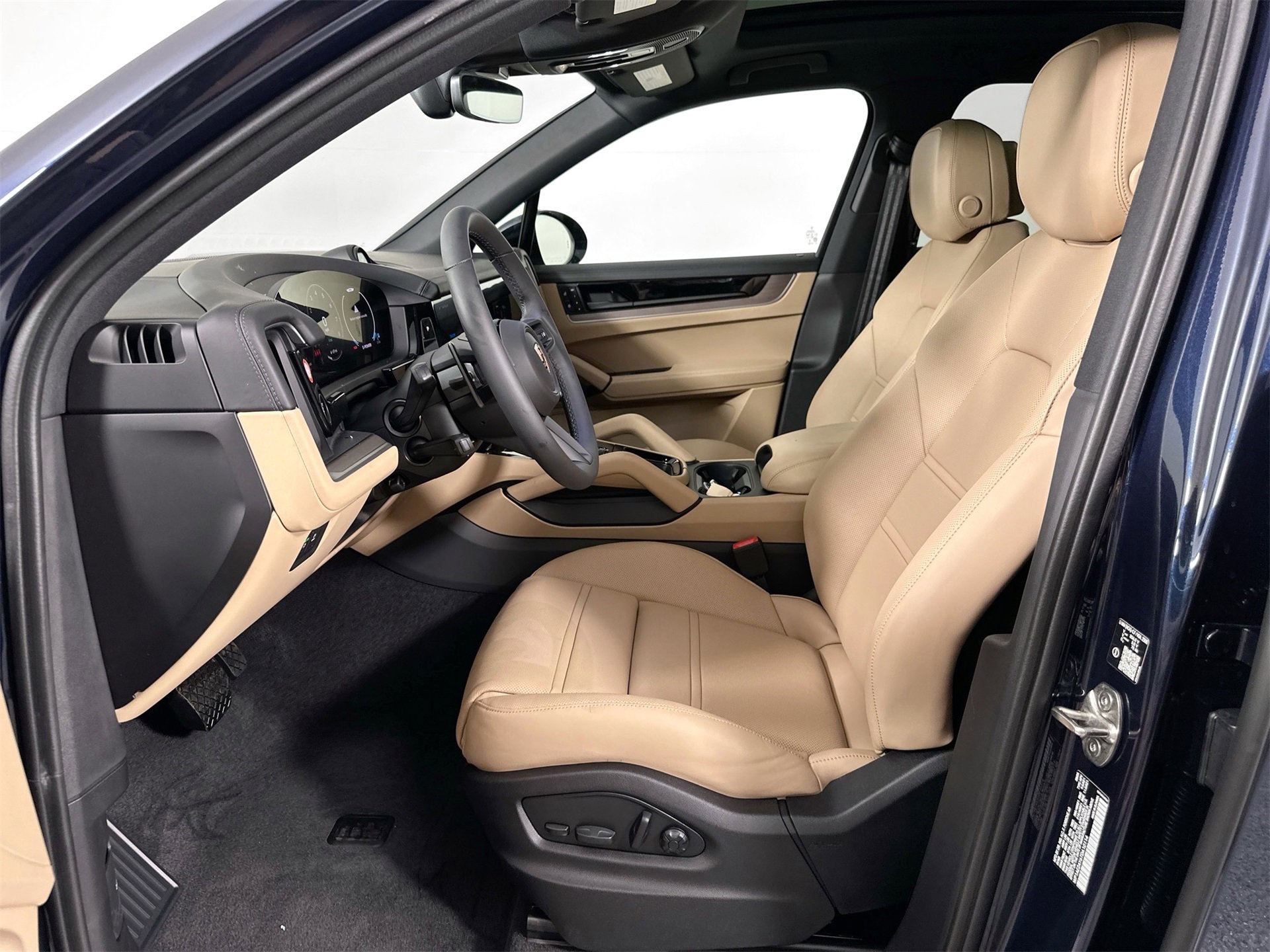 New 2026 Porsche Cayenne E-Hybrid image 5