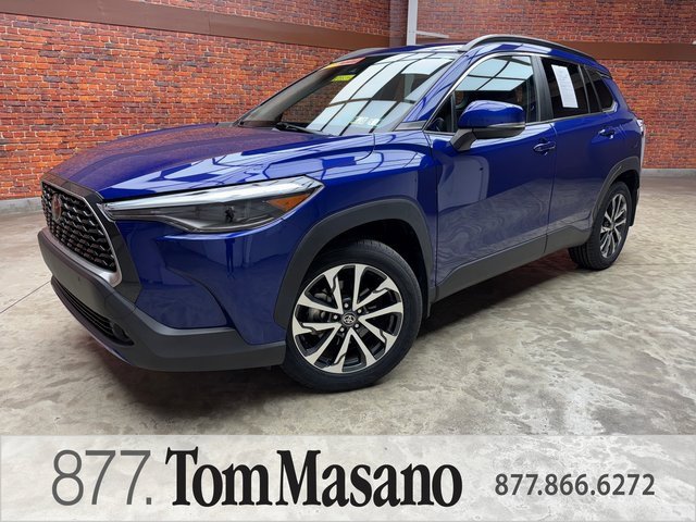 Used 2022 Toyota Corolla Cross XLE
