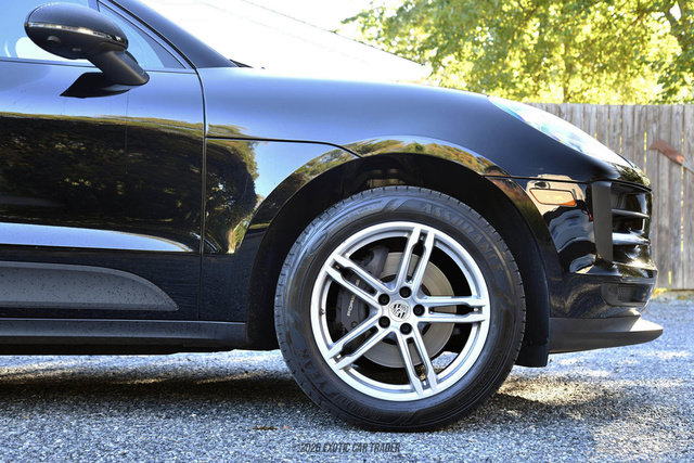 Used 2021 Porsche Macan AWD/4WD image 10