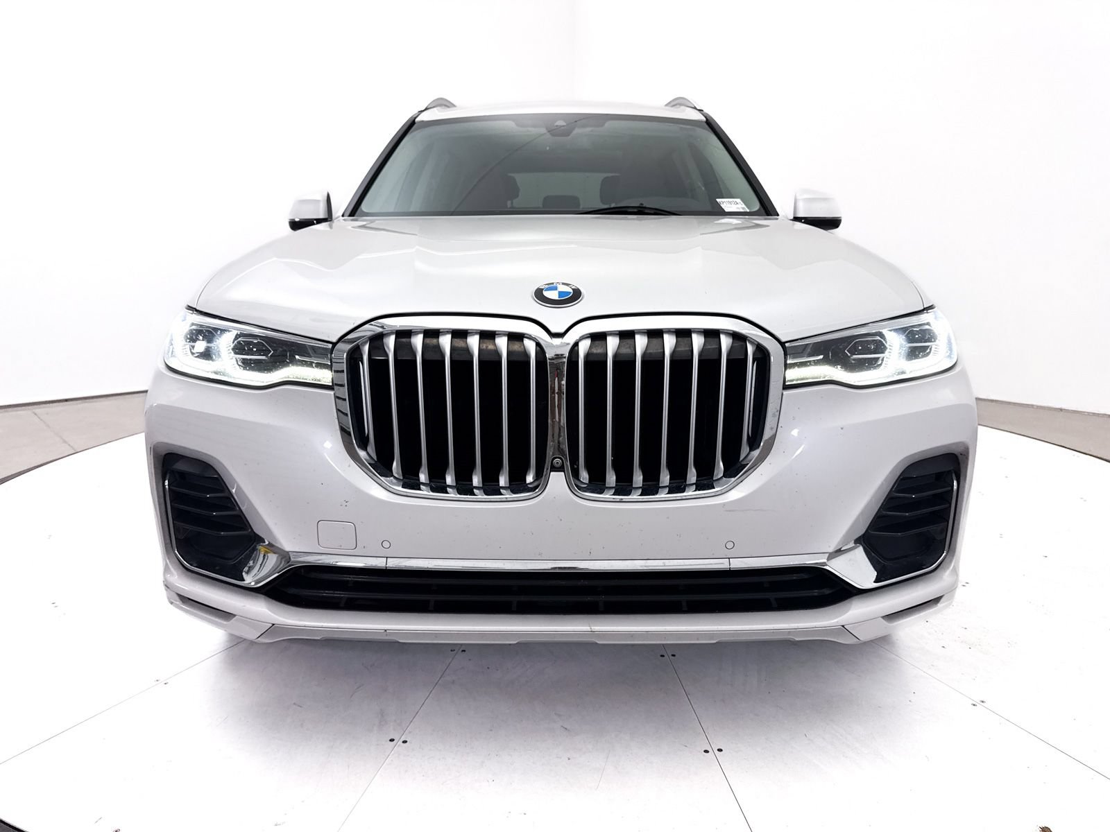 Used 2019 BMW X7 xDrive40i w/ Premium Package AWD/4WD image 14