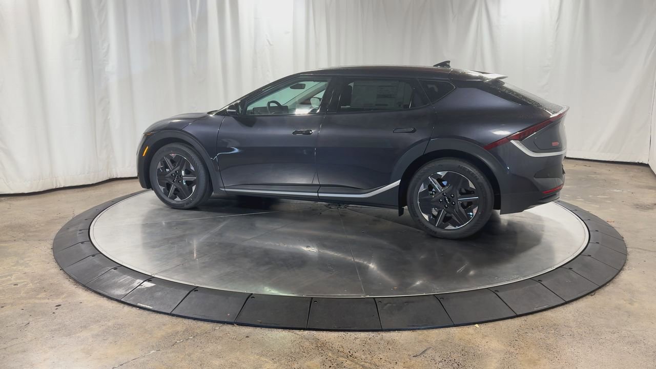 New 2025 Kia EV6 Light image 6