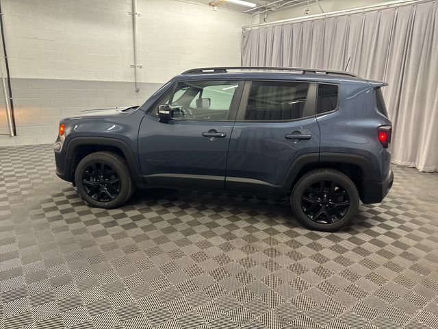 Used 2022 Jeep Renegade Altitude w/ Convenience Group AWD/4WD image 9