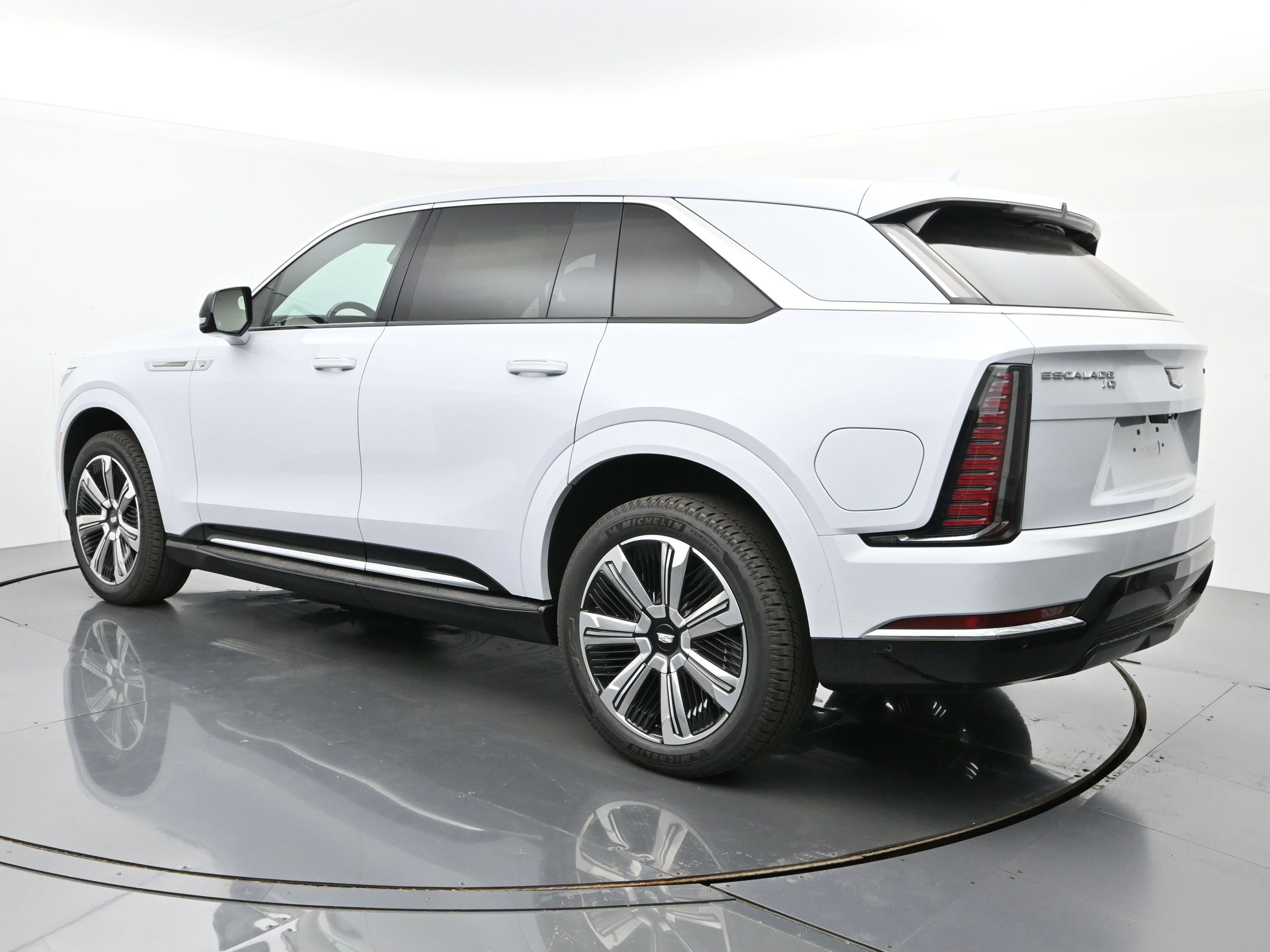 New 2026 Cadillac Escalade IQ Luxury 2 image 3