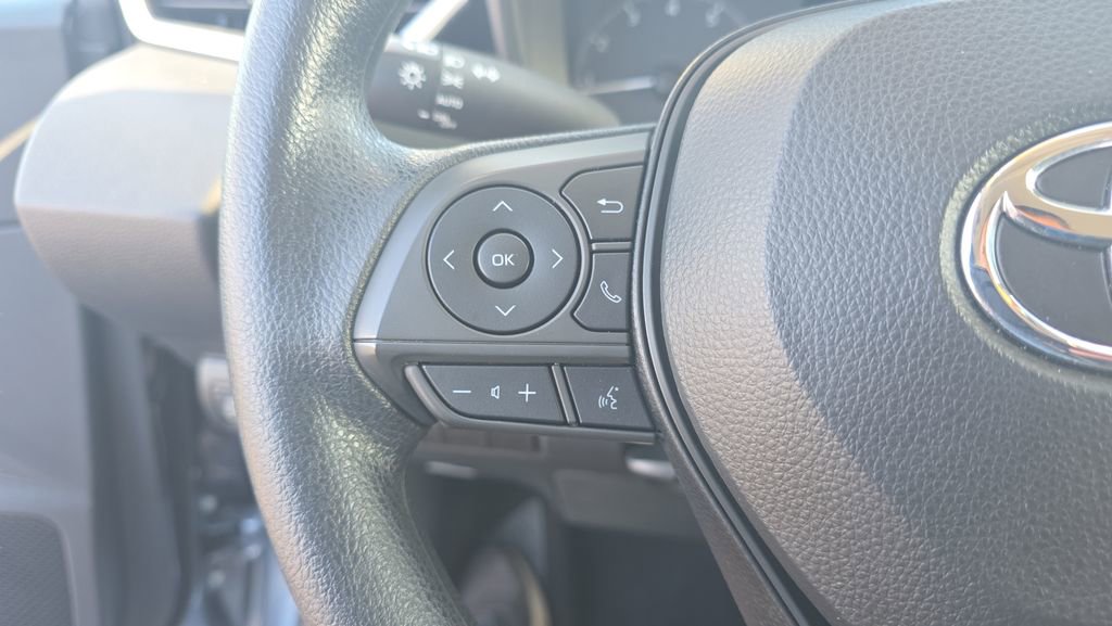 Used 2024 Toyota Corolla LE FWD image 19