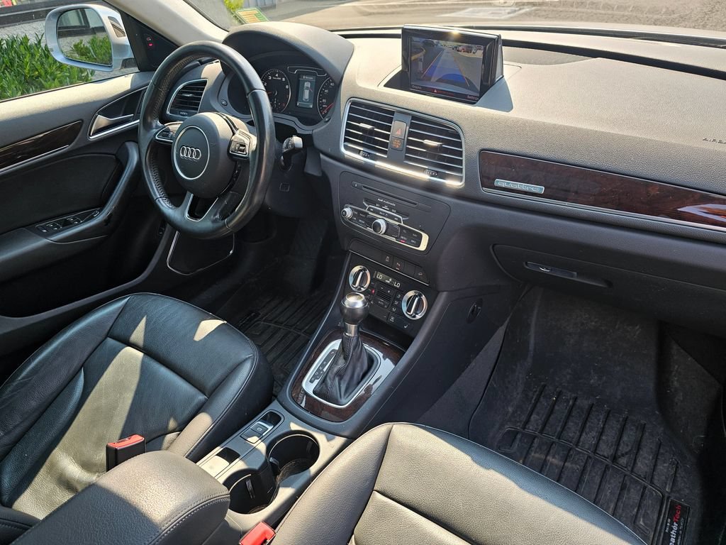 Used 2015 Audi Q3 2.0T Prestige w/ Prestige Package AWD/4WD image 10