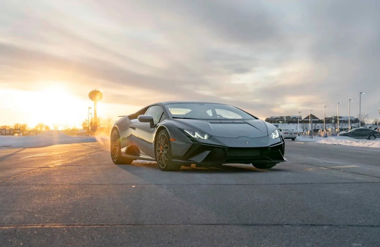 Used 2023 Lamborghini Huracan Tecnica image 22